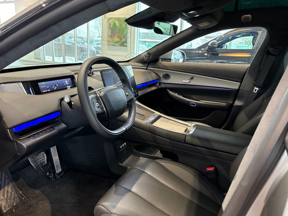 Exlantix ES 77 Ultimate AWD 5d