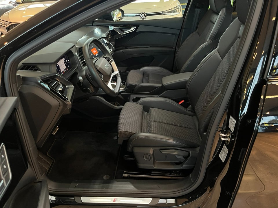 Audi Q4 e-tron 45 S-line 5d