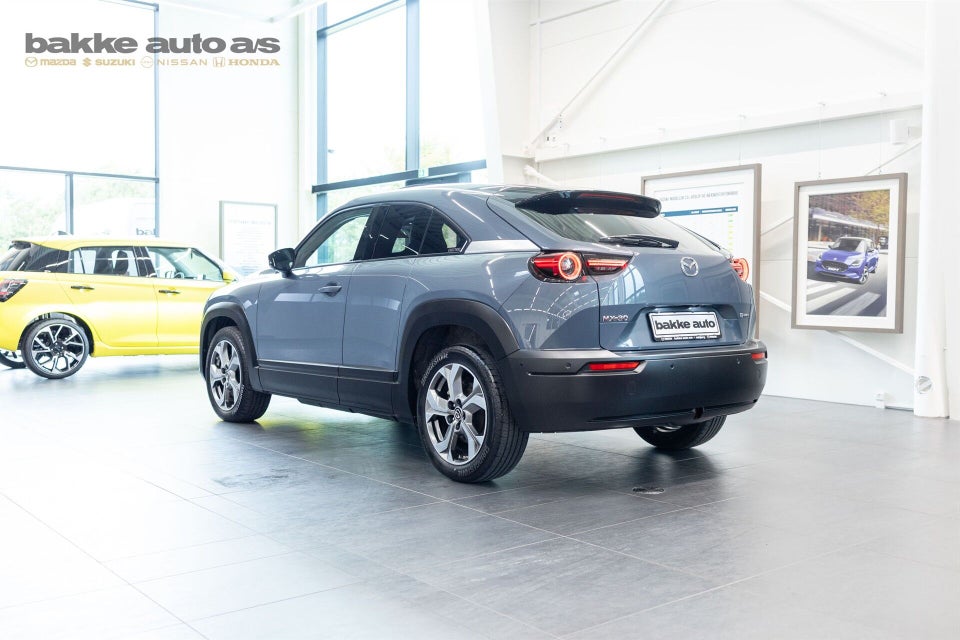 Mazda MX-30 e-SkyActiv Cosmo 5d