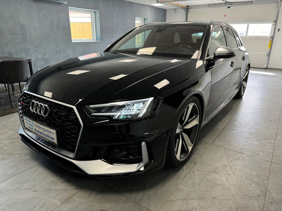 Audi RS4 2,9 TFSi Avant quattro Tiptr. 5d