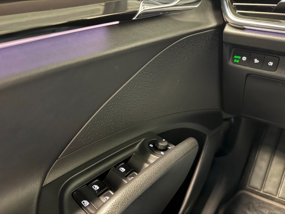 Skoda Enyaq 60 iV Suite 5d