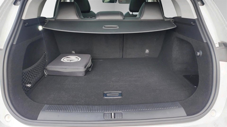 MG Marvel R Luxury 5d