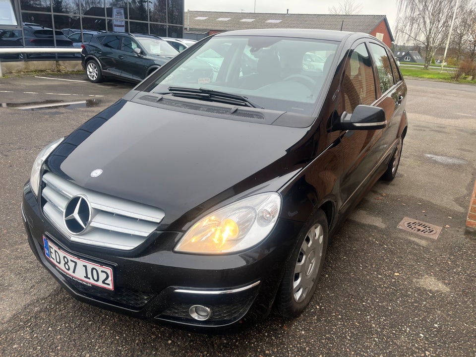 Mercedes B180 2,0 CDi 5d