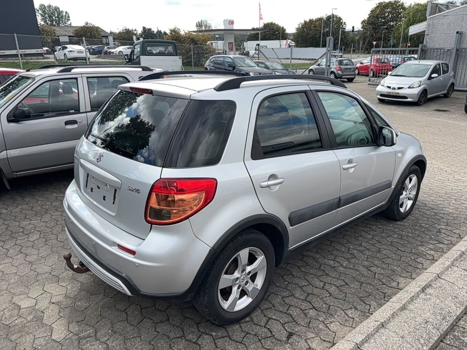 Suzuki SX4 1,6 GL 5d