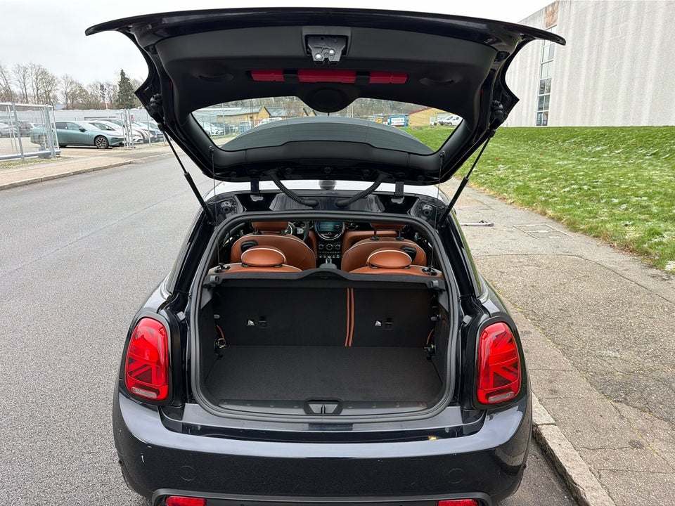 MINI Cooper SE Yours Trim 3d