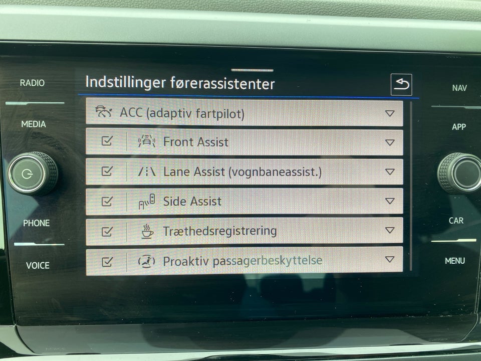 VW Taigo 1,0 TSi 110 R-line DSG 5d