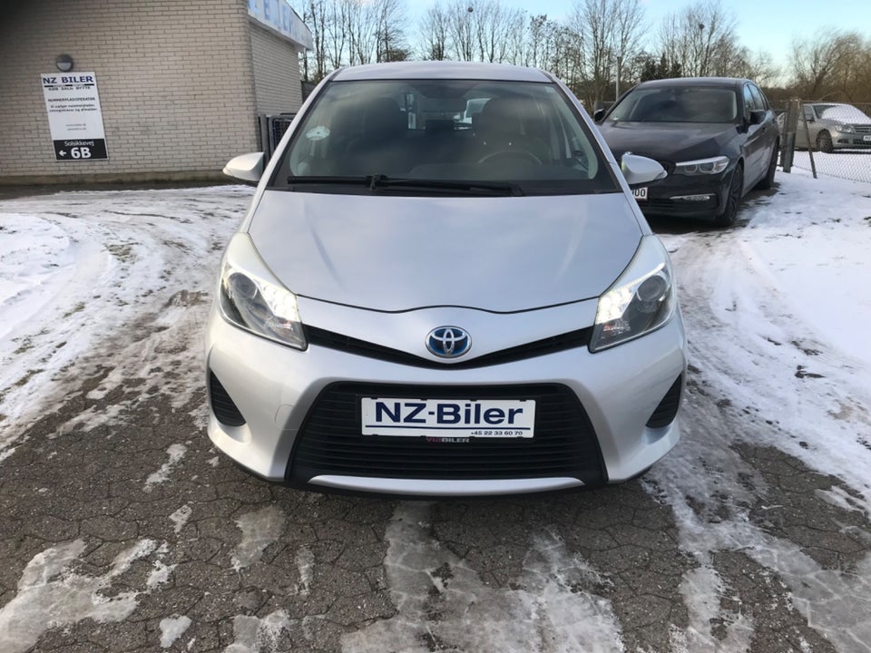 Toyota Yaris 1,5 Hybrid H2 Touch CVT 5d