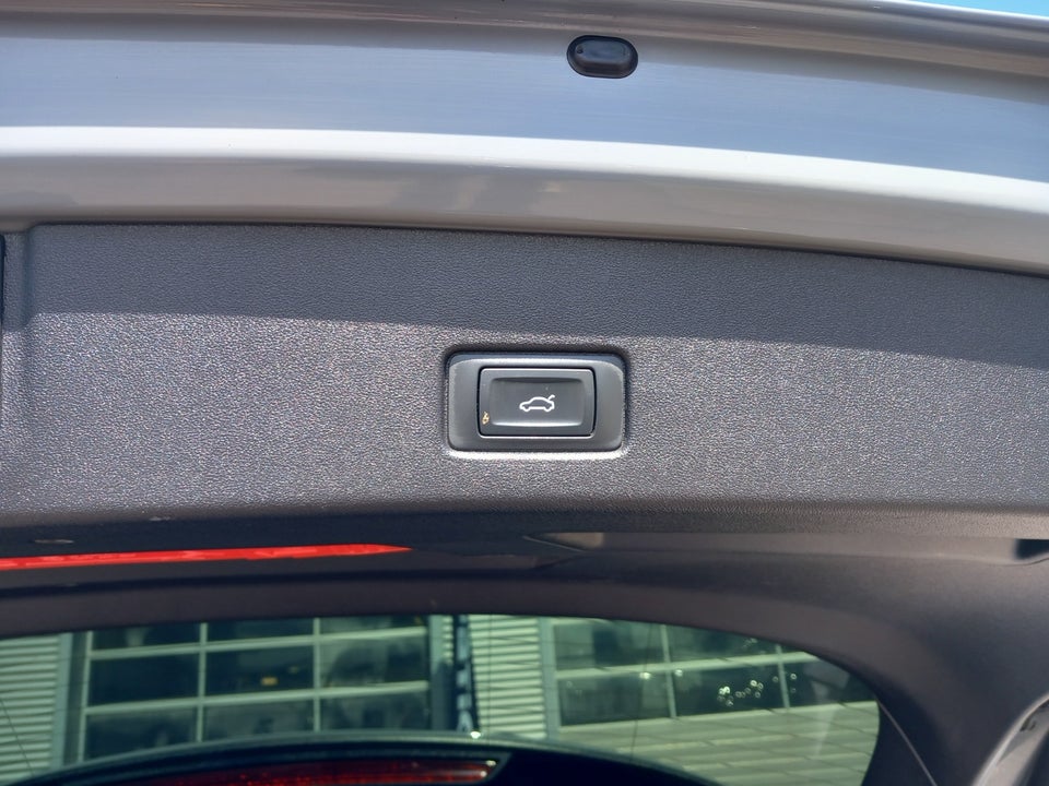 Audi Q4 e-tron 40  5d