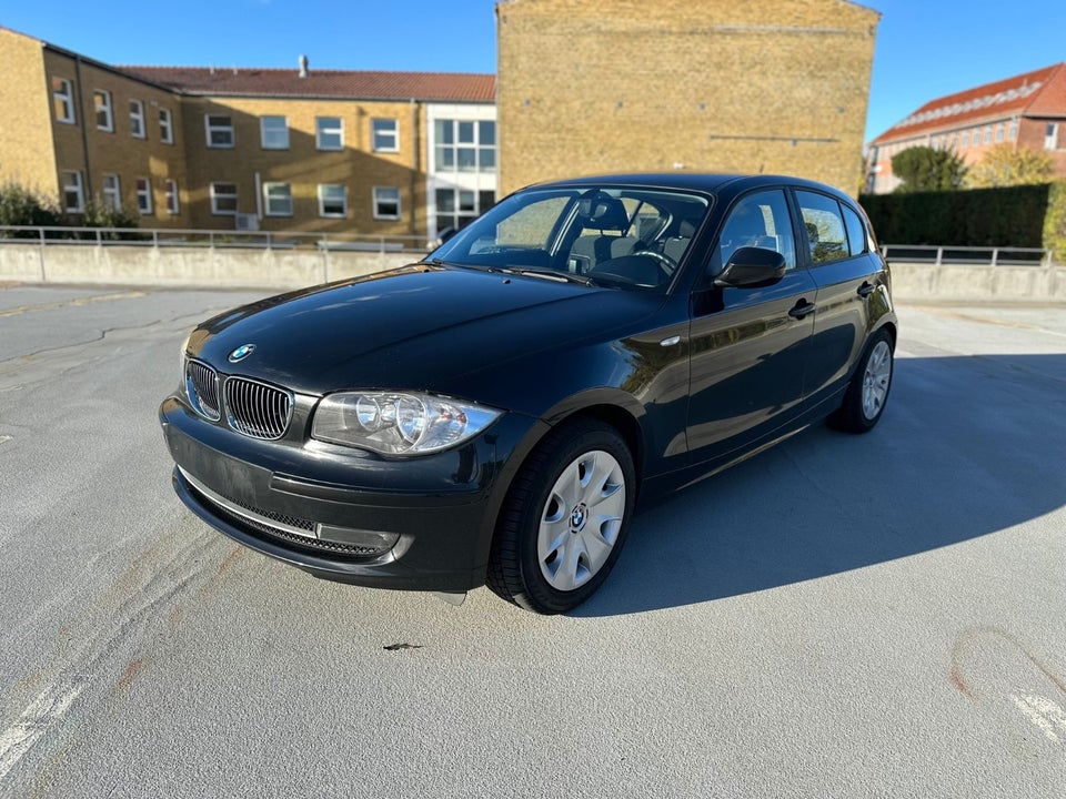 BMW 116d 2,0 Advantage 5d