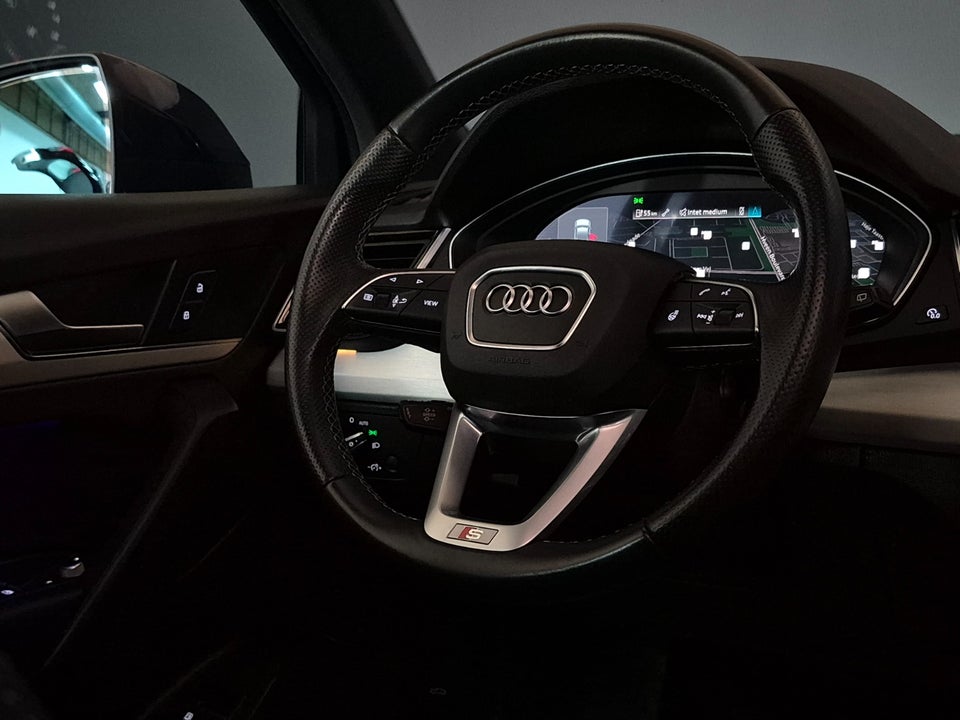 Audi Q5 50 TFSi e S-line quattro S-tr. 5d