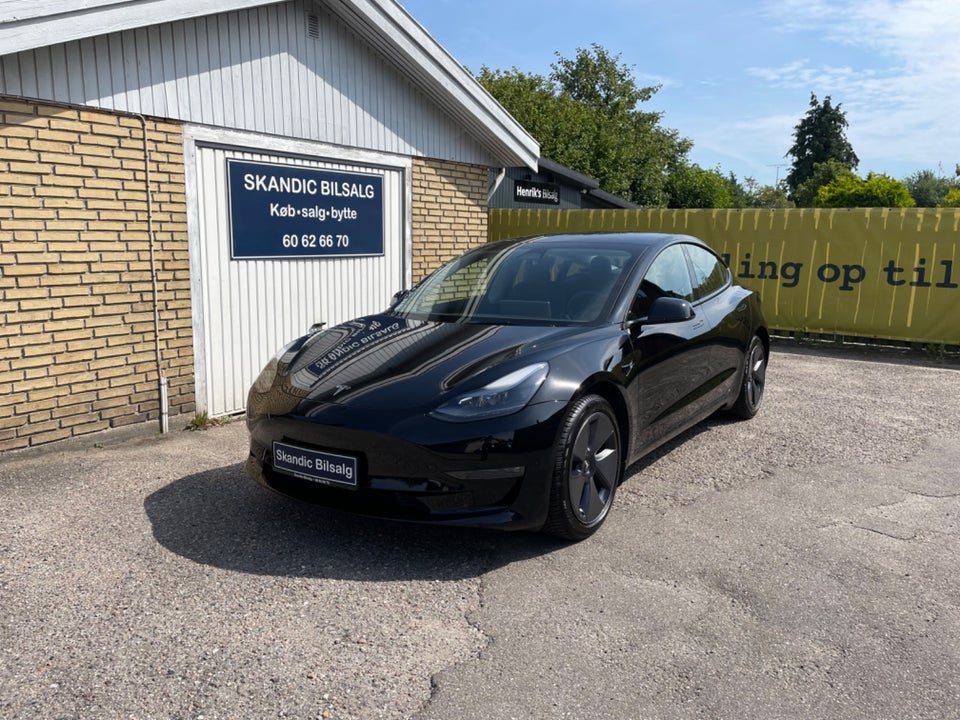 Tesla Model 3 Long Range AWD 4d