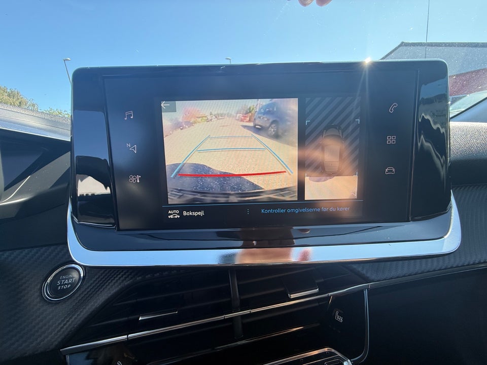 Peugeot 208 1,5 BlueHDi 100 Allure Sky 5d