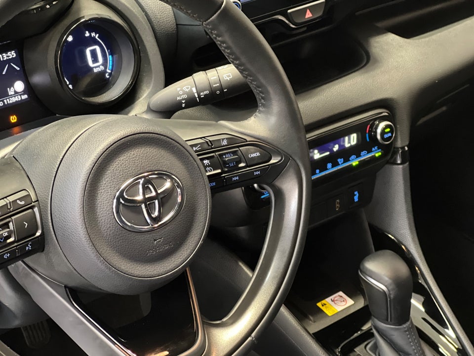 Toyota Yaris 1,5 Hybrid H3 Style e-CVT 5d