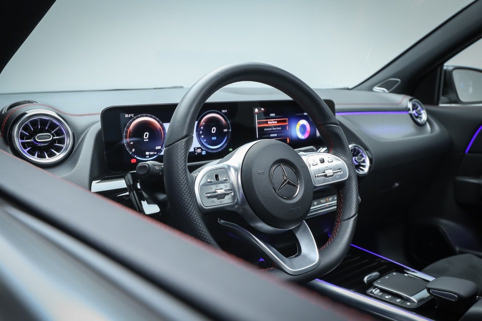 Mercedes EQA250 AMG Line 5d