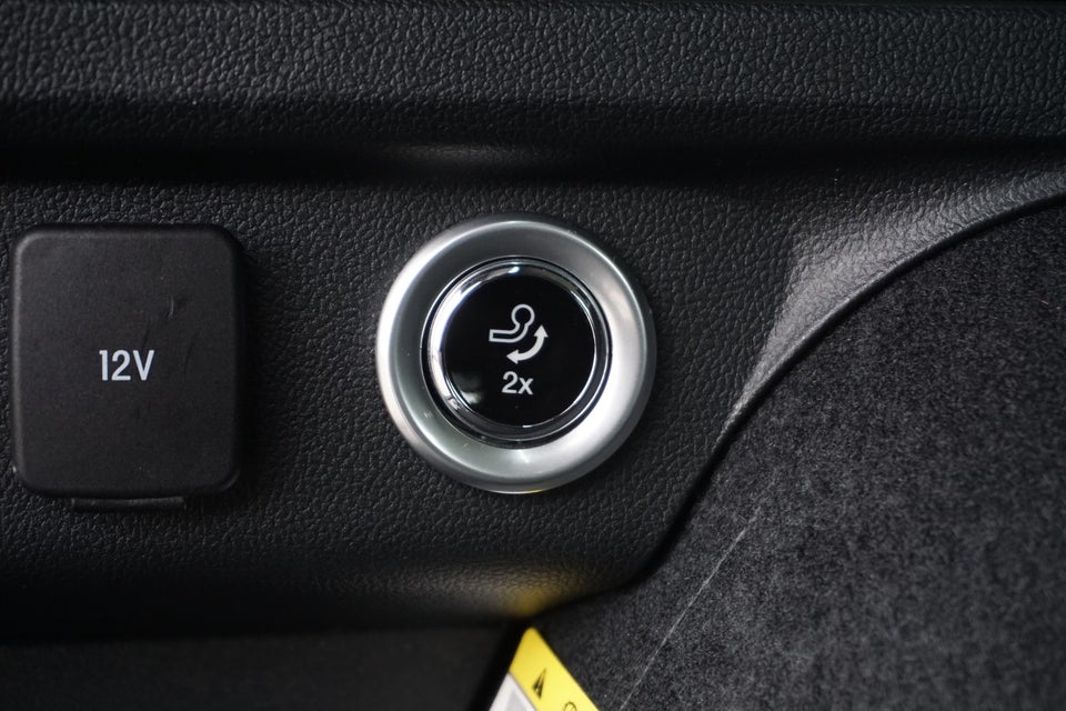 Ford Kuga 2,5 PHEV Titanium X CVT 5d