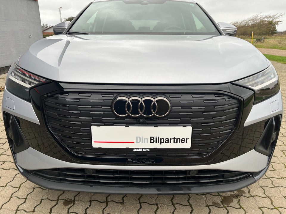 Audi Q4 e-tron 40 S-line 5d