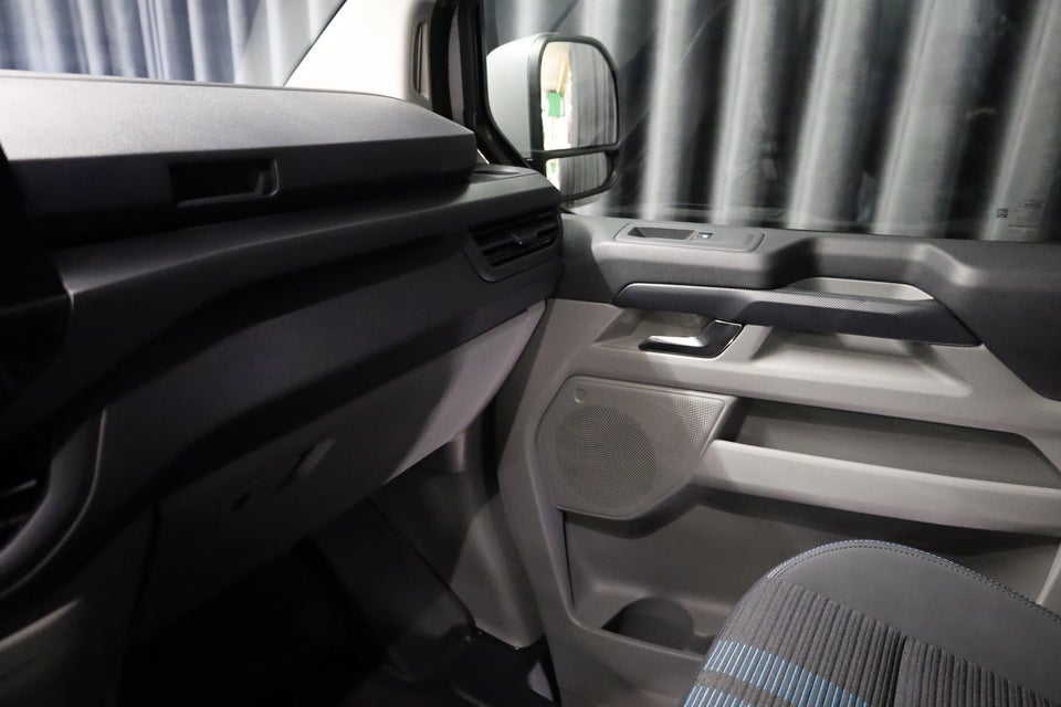 Ford E-Transit Custom 340L 64 Sport