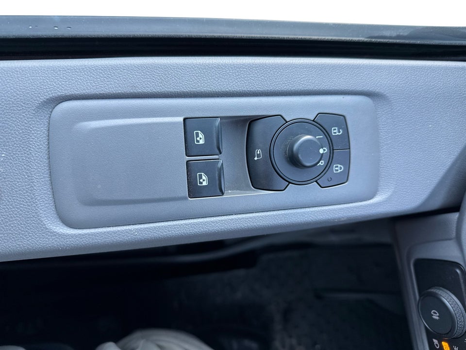 VW Transporter 2,0 TDi 150 Comfort Kassevogn aut. LWB