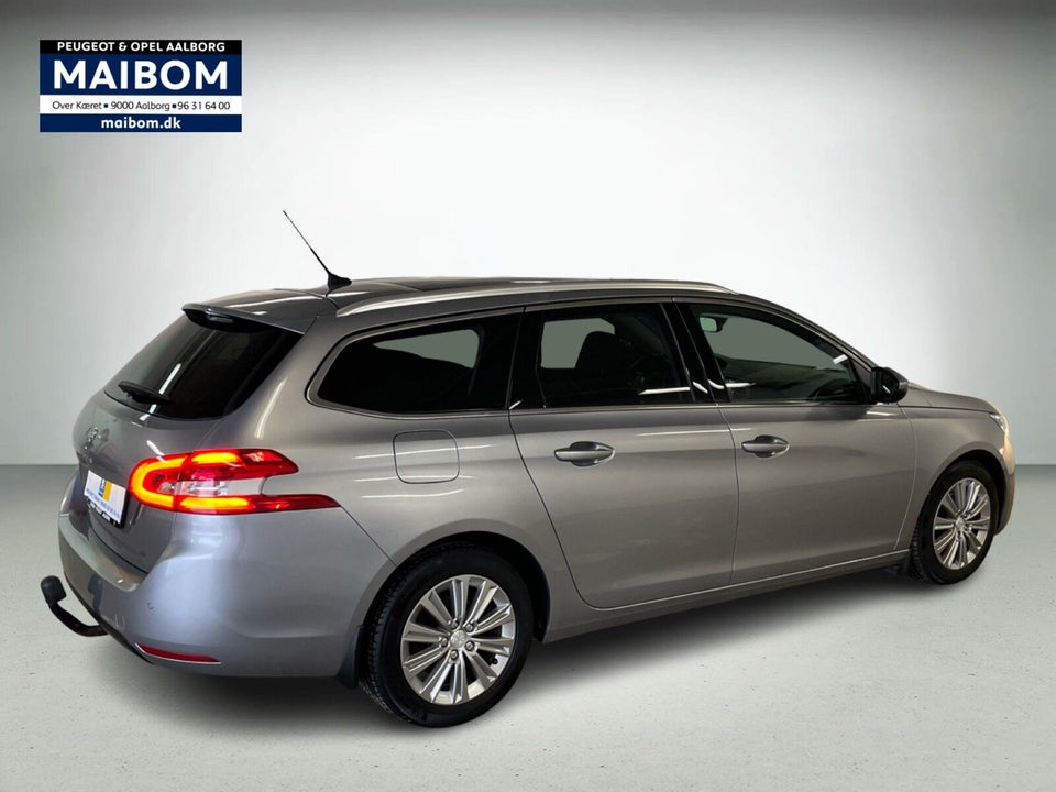 Peugeot 308 1,6 BlueHDi 120 Selection Sky SW 5d