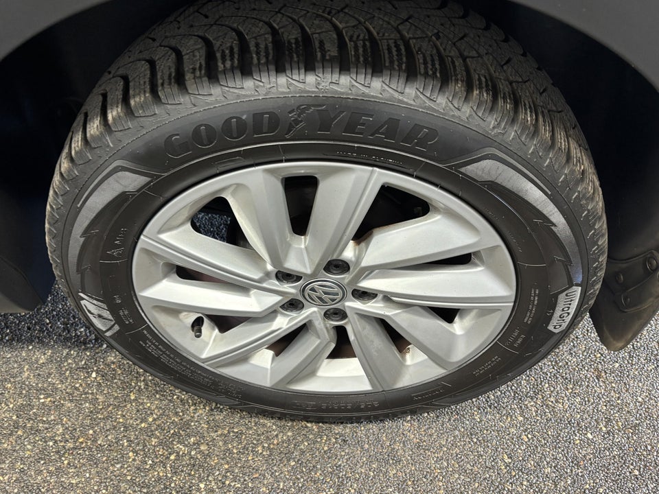 VW T-Cross 1,0 TSi 115 Life Team DSG 5d