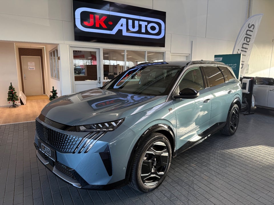 Peugeot e-5008 77 GT Pack 7prs 5d