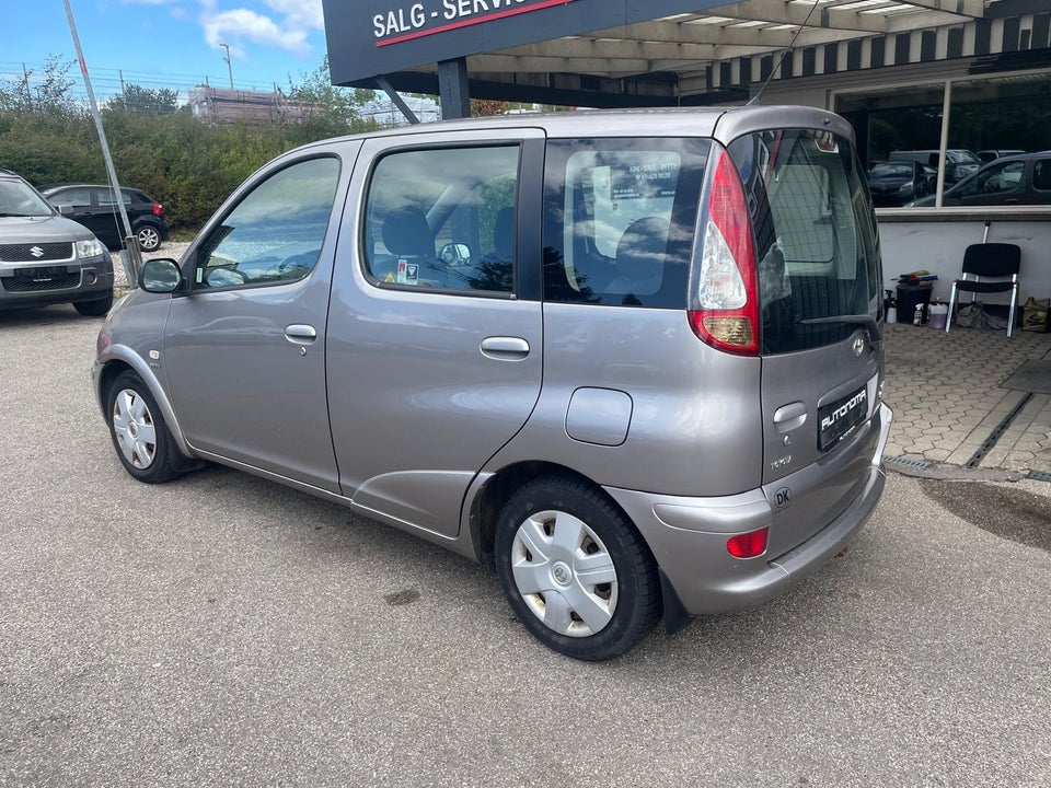 Toyota Yaris Verso 1,3 Terra 5d