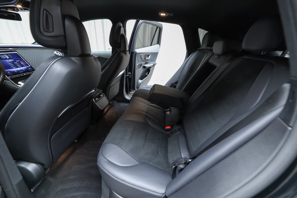 Mercedes EQE350 SUV Advance Plus 4Matic 5d