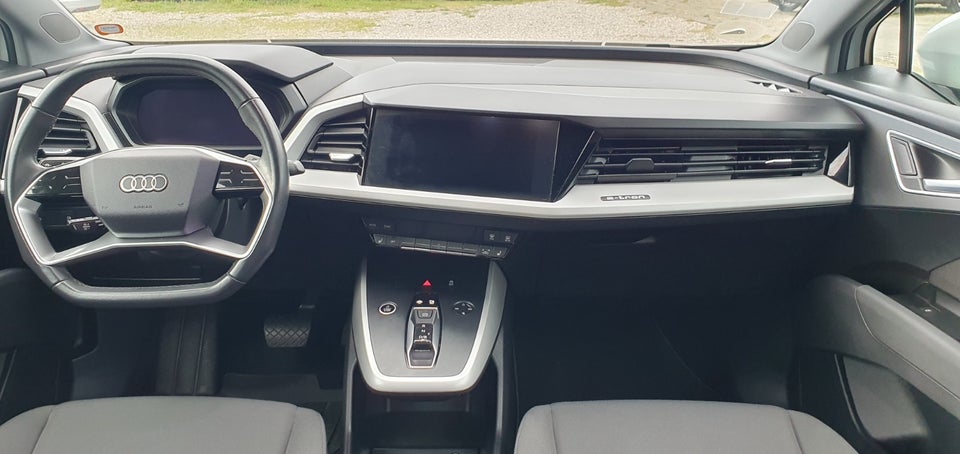 Audi Q4 e-tron 40 Attitude 5d