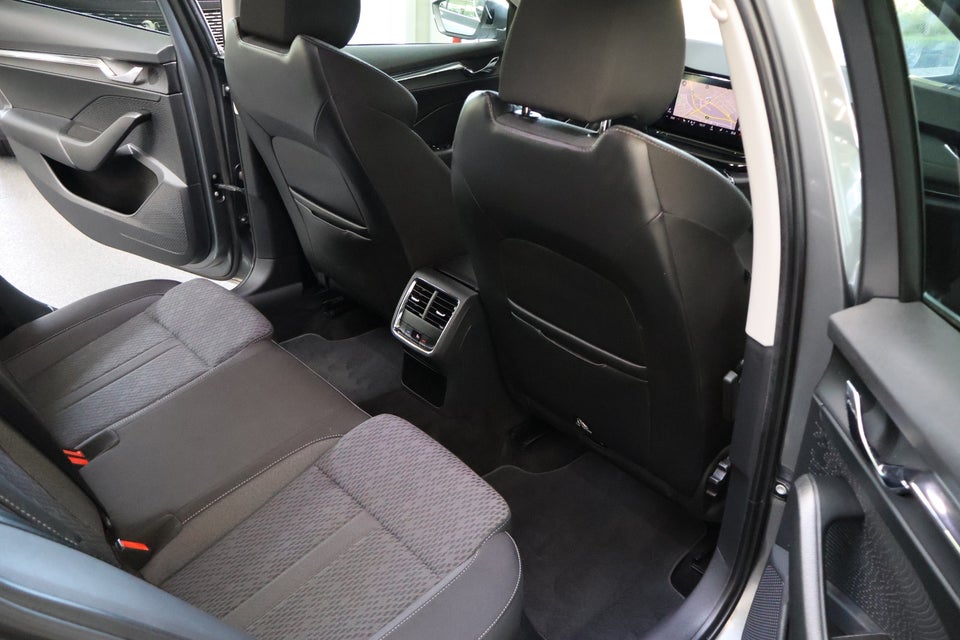 Skoda Octavia 1,5 eTSi 150 Style Combi DSG 5d