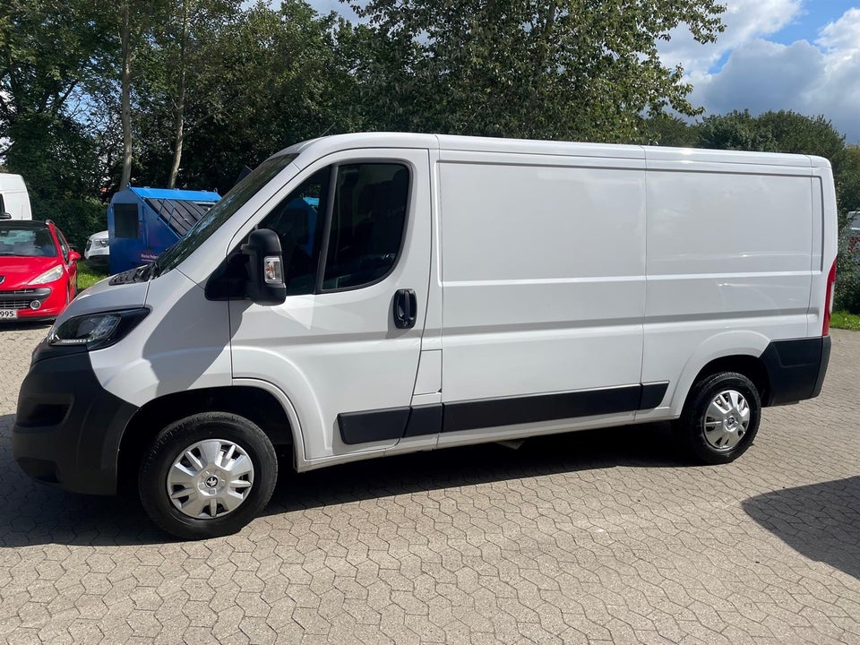 Peugeot Boxer 333 2,2 BlueHDi 140 L2H1 Premium