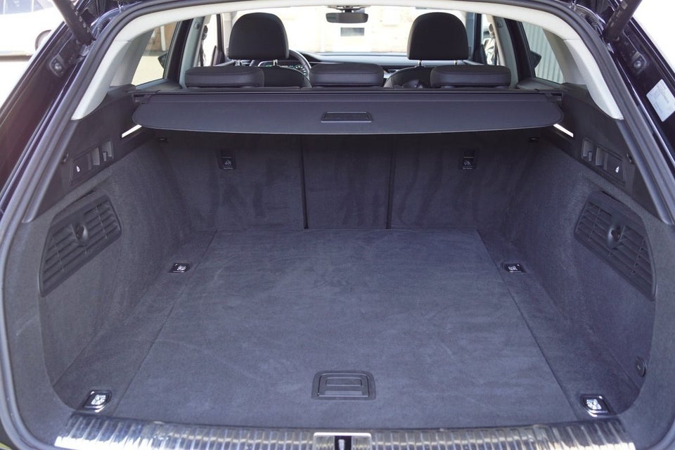 Audi e-tron 55 Advanced quattro 5d