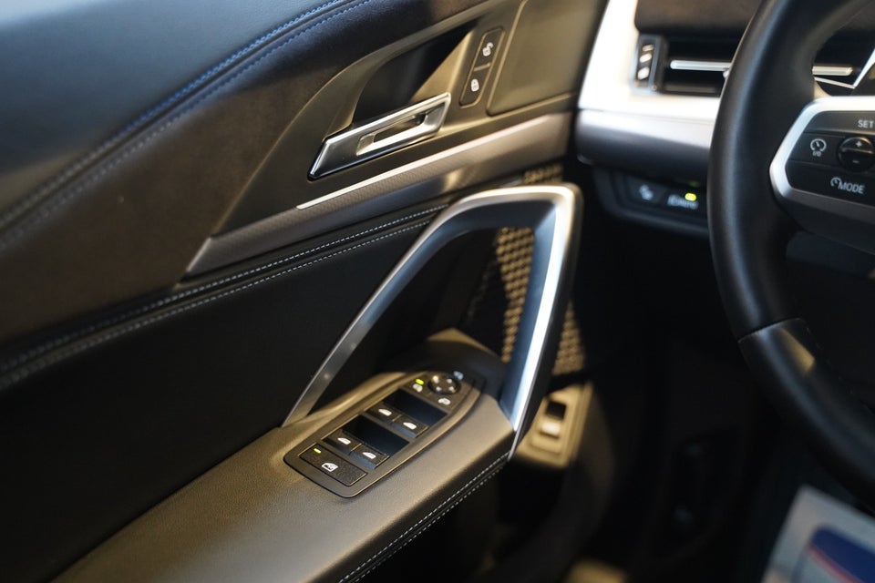 BMW iX2 eDrive20 M-Sport 5d