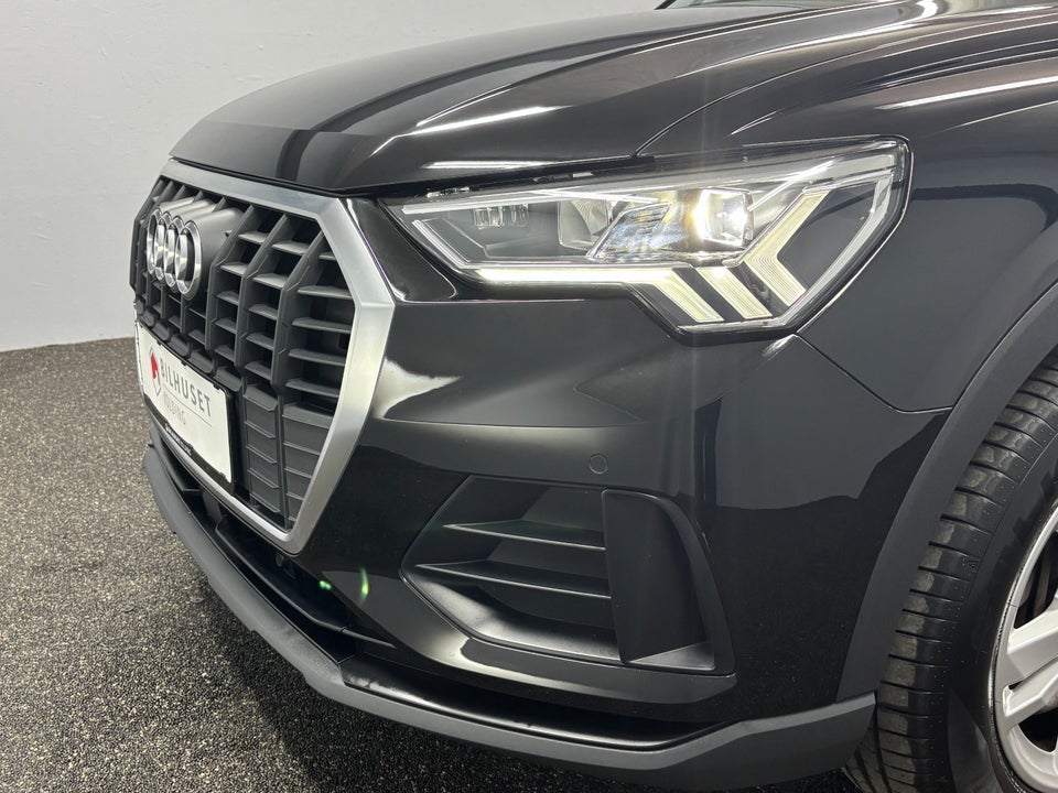 Audi Q3 45 TFSi e Attitude plus S-tr. 5d