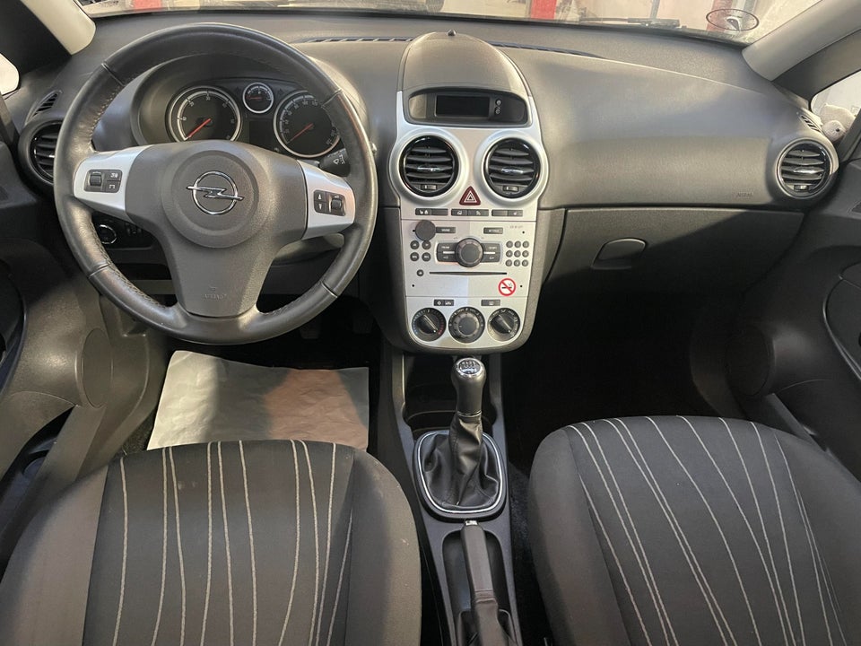 Opel Corsa 1,3 CDTi 95 Cosmo eco 3d