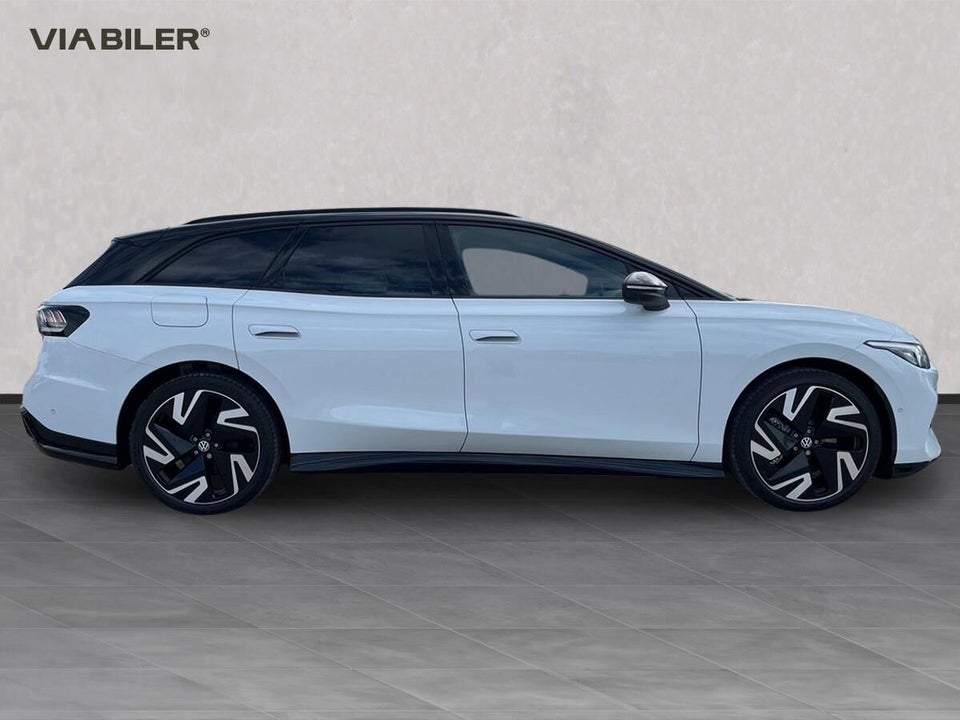 VW ID.7 86 Style S Tourer 5d