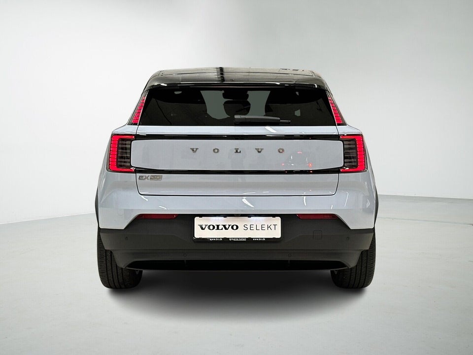 Volvo EX30 Standard Range Plus 5d