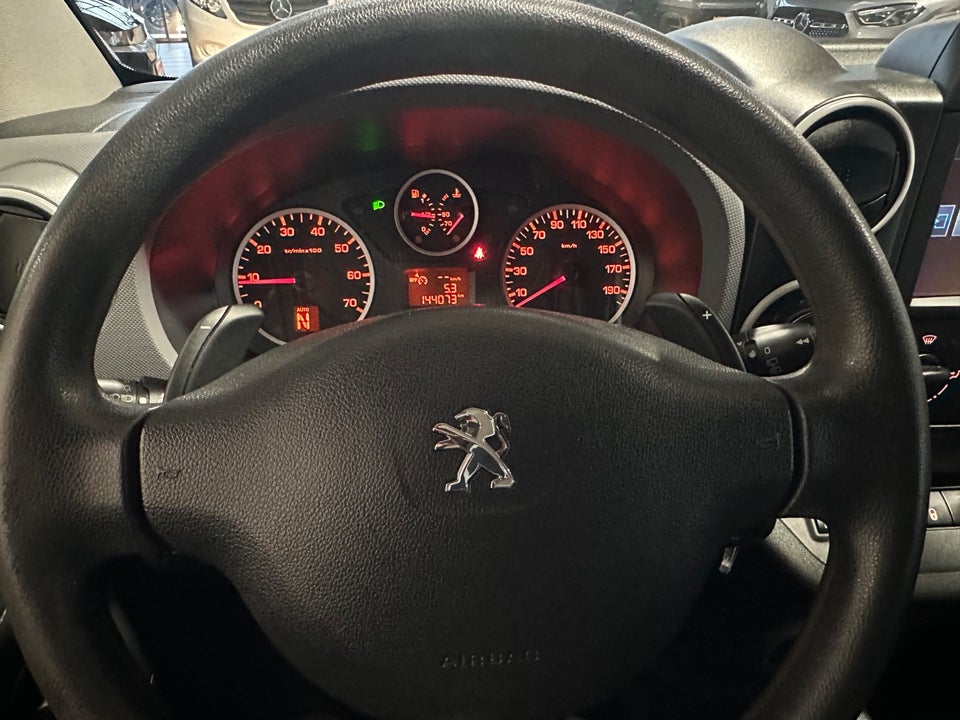 Peugeot Partner 1,6 BlueHDi 100 L2 ESG Flex Van 5d