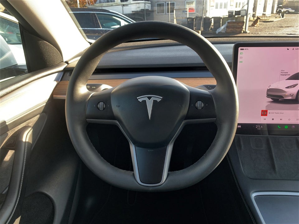 Tesla Model Y Long Range RWD 5d