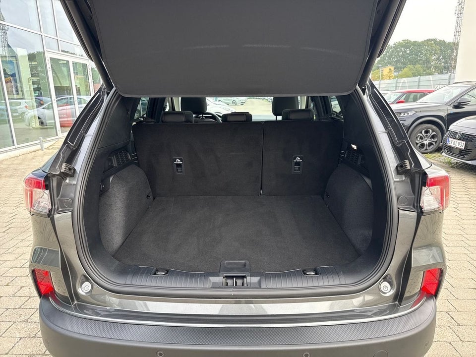 Ford Kuga 2,5 PHEV Titanium X CVT 5d
