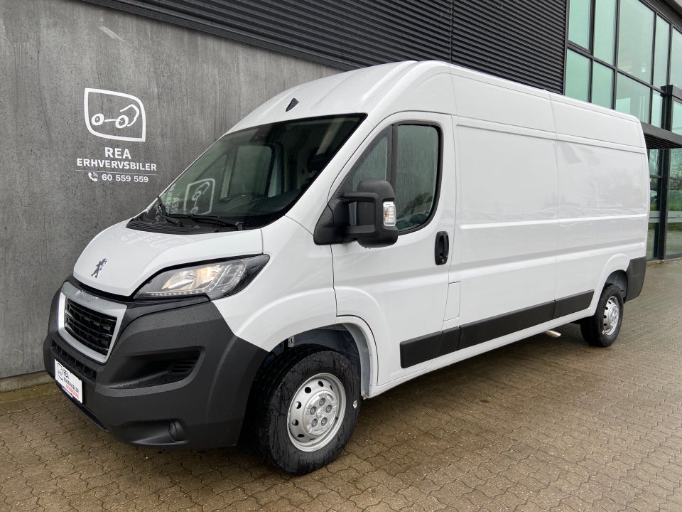 Peugeot Boxer 333 2,2 BlueHDi 140 L3H2 Premium