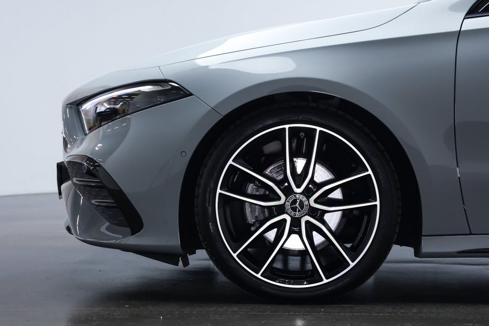 Mercedes A200 d 2,0 AMG Night Edition aut. 5d