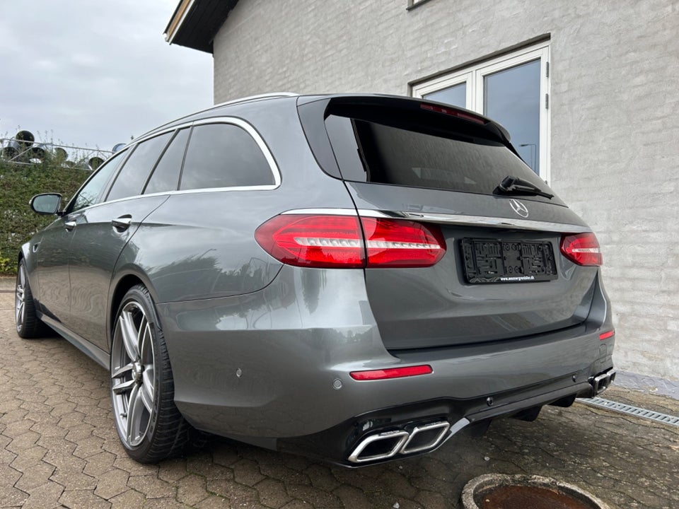 Mercedes E63 4,0 AMG stc. aut. 4Matic+ 5d