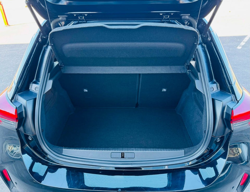 Opel Corsa 1,2 GS 5d