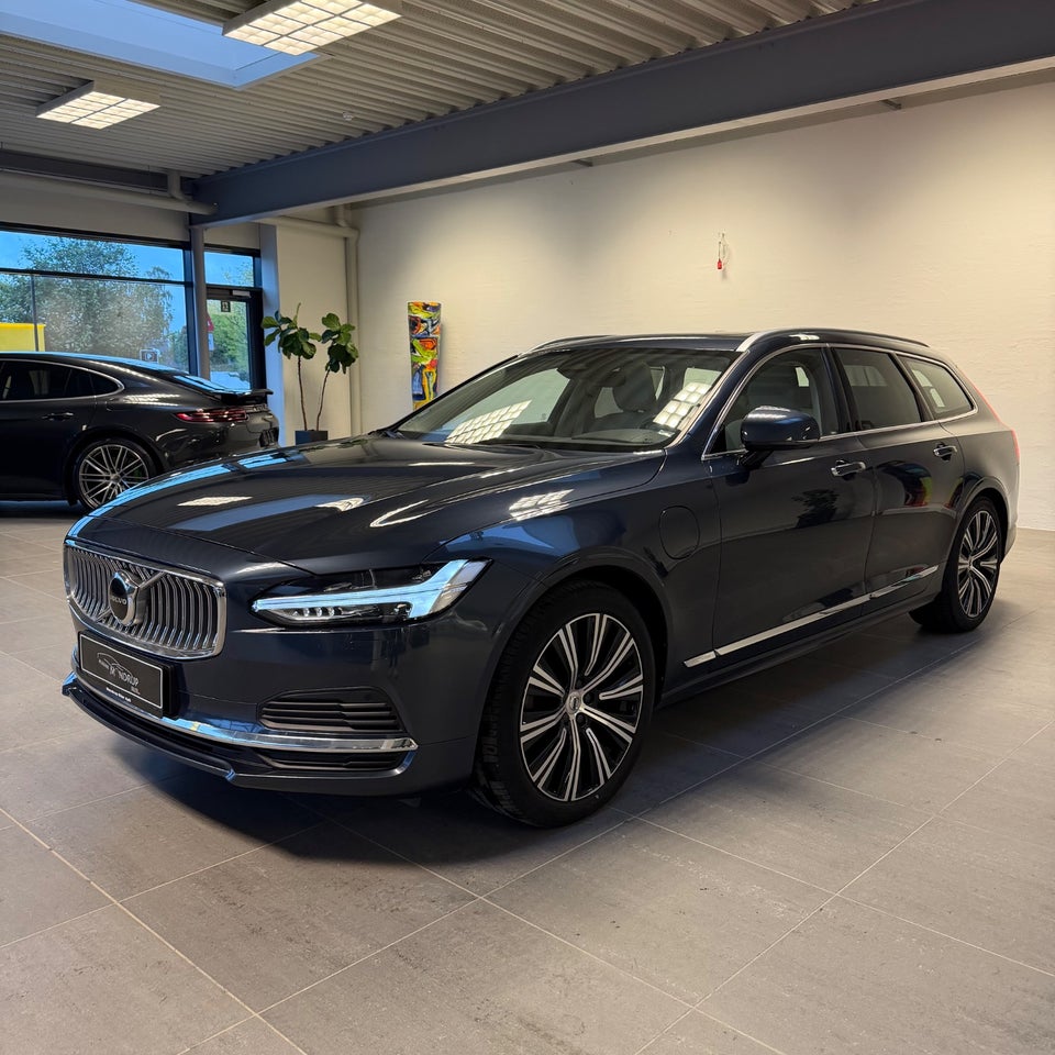 Volvo V90 2,0 T8 ReCharge Inscription aut. AWD 5d