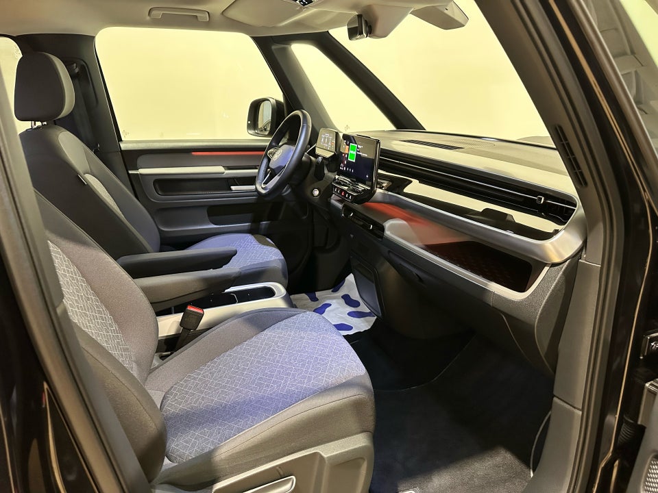 VW ID.Buzz 77 Pro SWB 5d