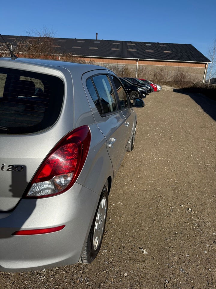 Hyundai i20 1,25 Comfort 5d