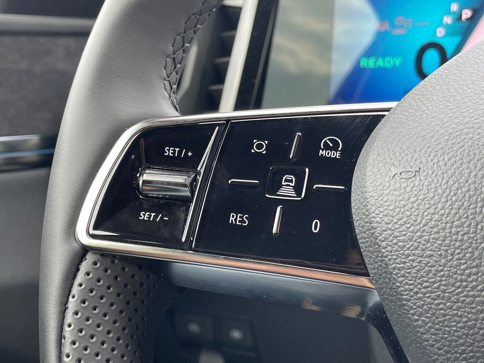 Renault Megane E-Tech 60 Iconic 5d