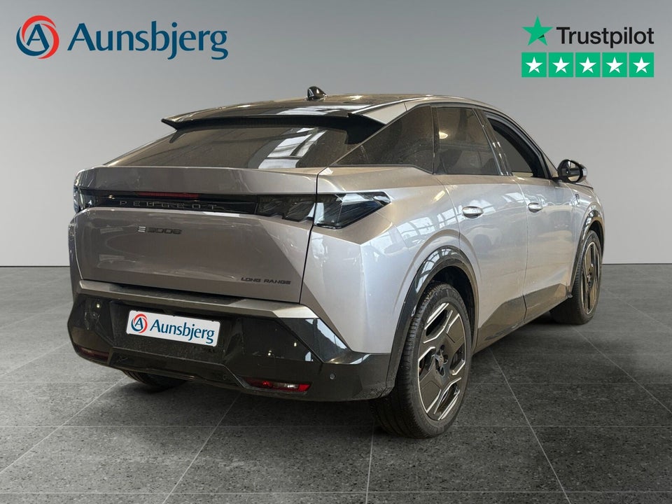 Peugeot e-3008 101 GT 5d