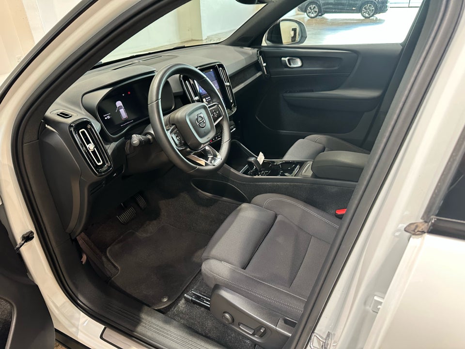 Volvo XC40 ReCharge Plus 5d