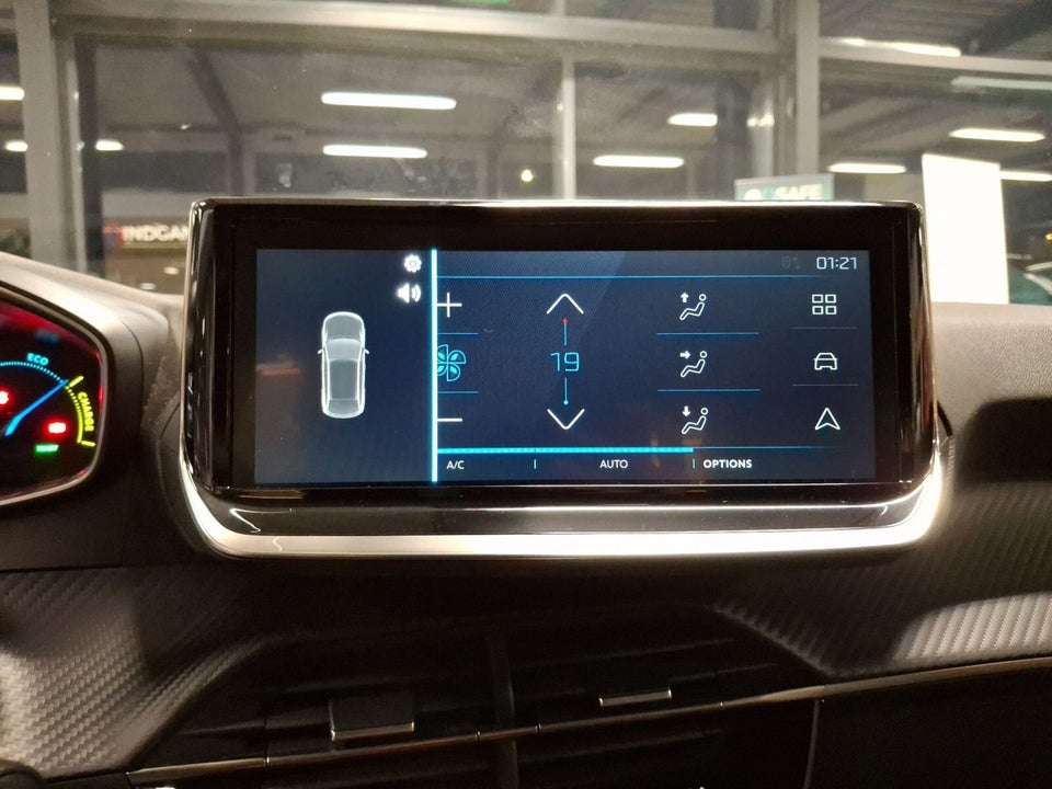 Peugeot e-208 50 Style 5d